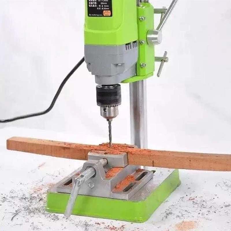 

2.5 Inch Aluminum Alloy Vise Double Track Clamp Bench Universal Bench Clamp Commonly Used in Homes and Factories Q81C