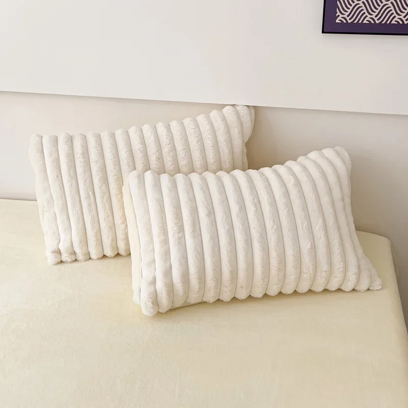 Зимний теплый комплект постельного белья из кораллового флиса утолщенный