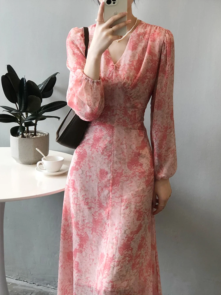 

Bornladies 2022 Spring V-neck Women Floral Printed Dress Elegant Full Sleeve Lace-up Slim Waist Female A-line Chiffon Dress