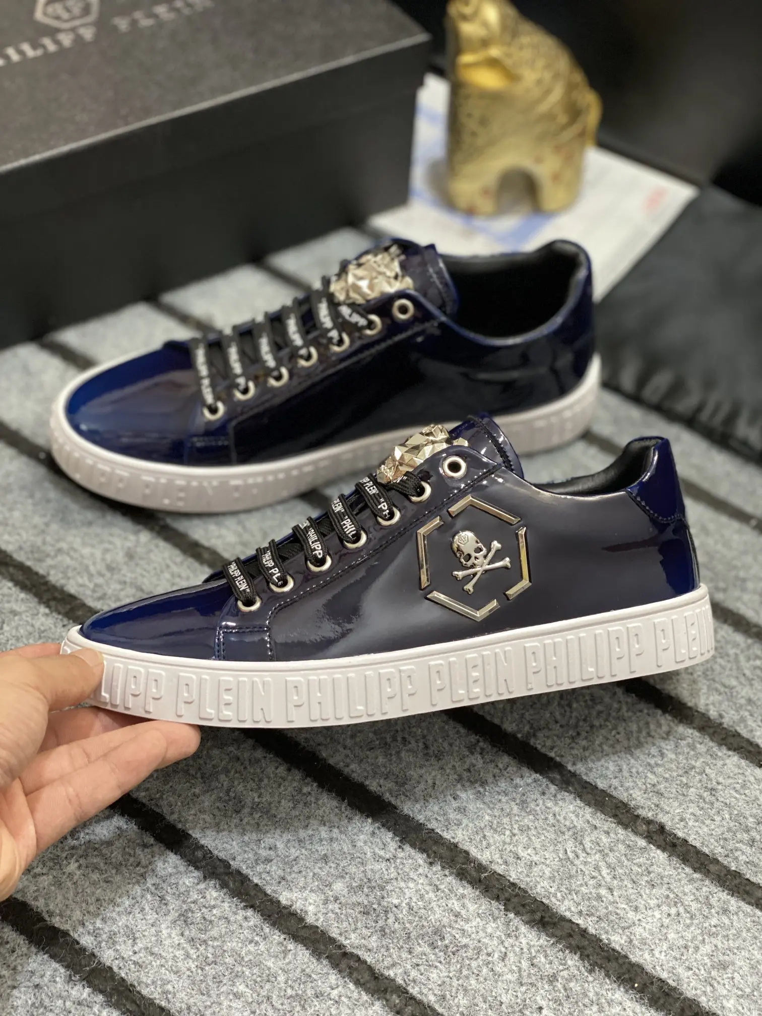 

2023 New PP Men Sports Sneakers None-Slip Breathable High Top Fashion Plein Outdoor Walking Classic Casual Shoes