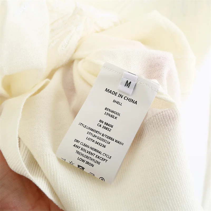 Женский осенний кардиган с вышивкой и блестками