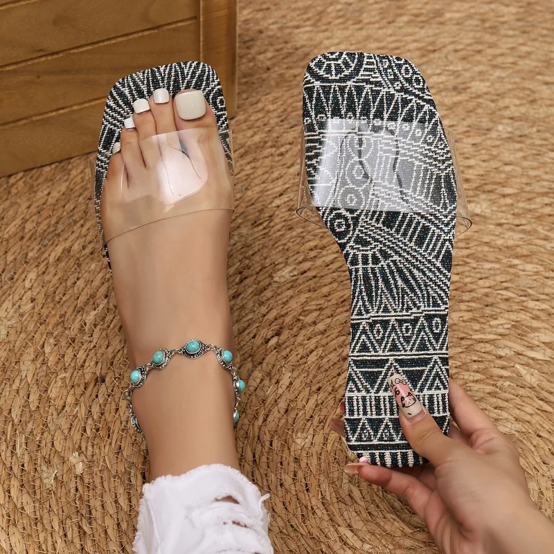 2024 летние женские сандалии со стразами на каблуке прозрачные PVCP плоской подошве