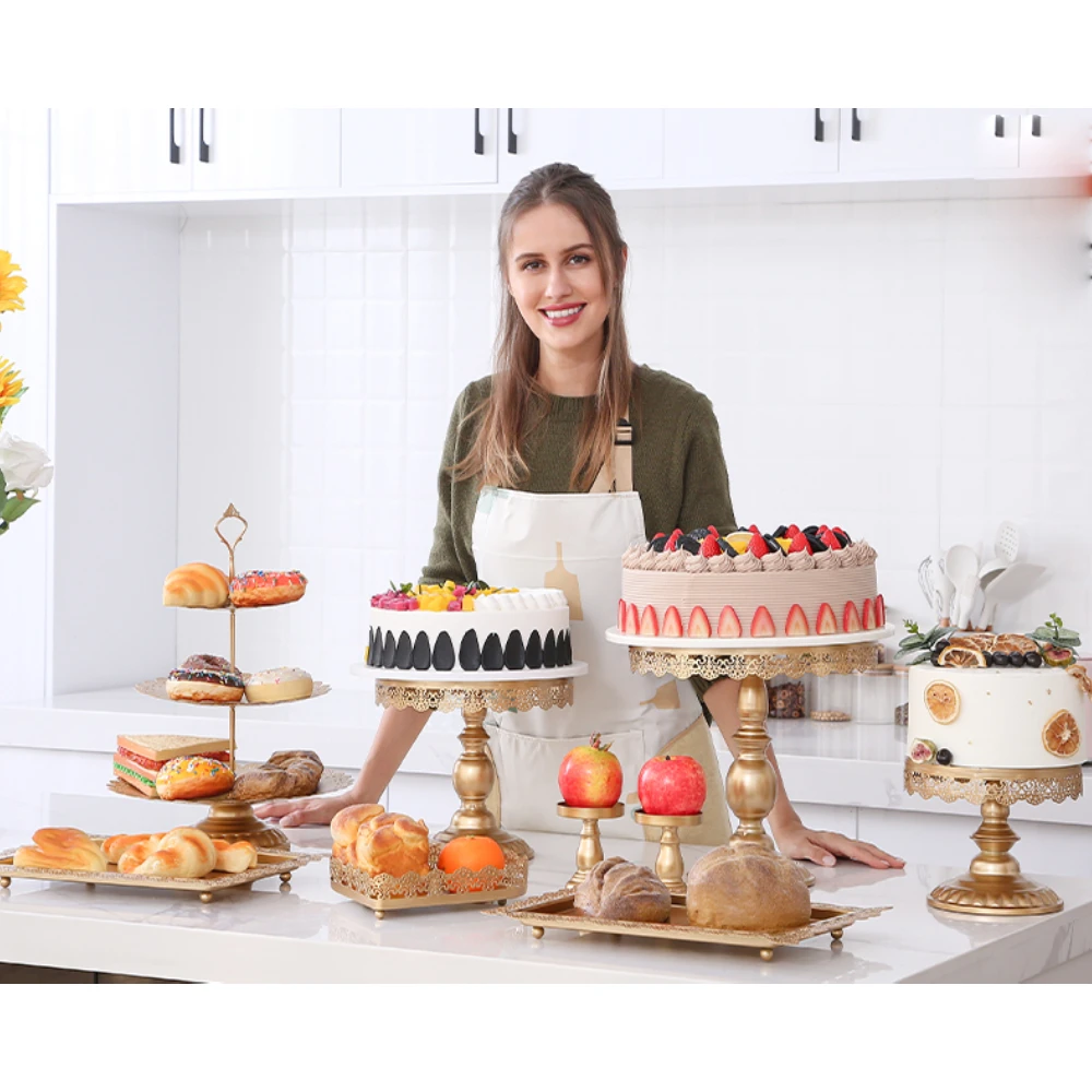 Набор подставок для торта 6 шт. золотистые белые металлические со стразами