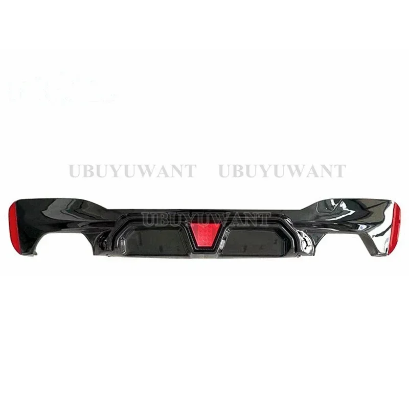 

Задний бампер в стиле G30 CS со светодиодной подсветкой M Sport Diffusor для BMW 5 серии G30 G31 G38 2018-2022 530i 540i