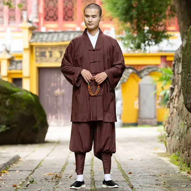 Пост 2024 для монахов. Одежда в стиле монаха. Монахи одежда Шафрановая. Пост для монахов Великий 2021. Сербская кипа для монахов.