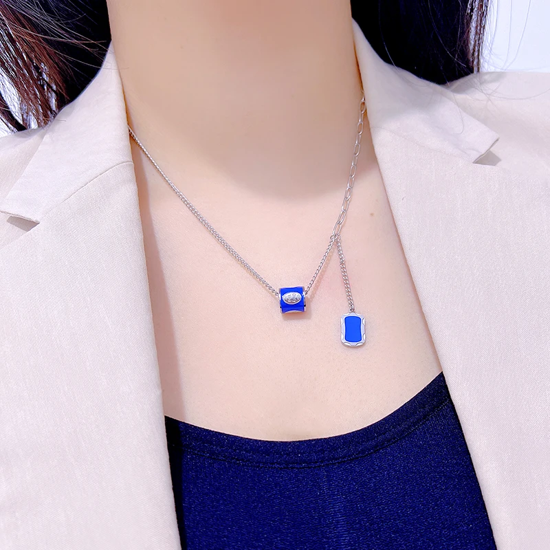

Trend color blue 316l stainless steel no fading Small pretty waist Necklace women Light luxury choker jewelry wholesale