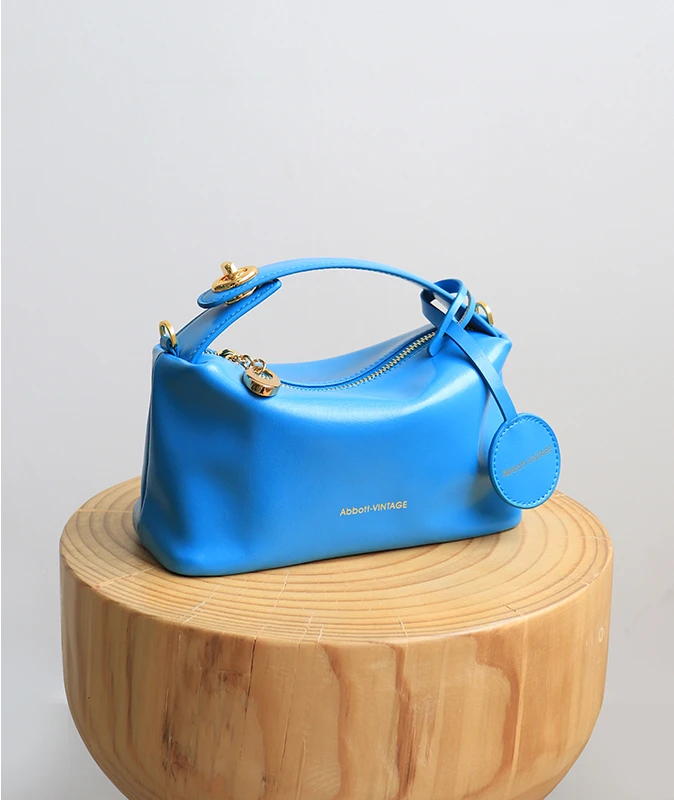 

Small Lunch Bag Niche Vintage Cowhide Lunch Box Bag Portable Shoulder Messenger Bag for Women