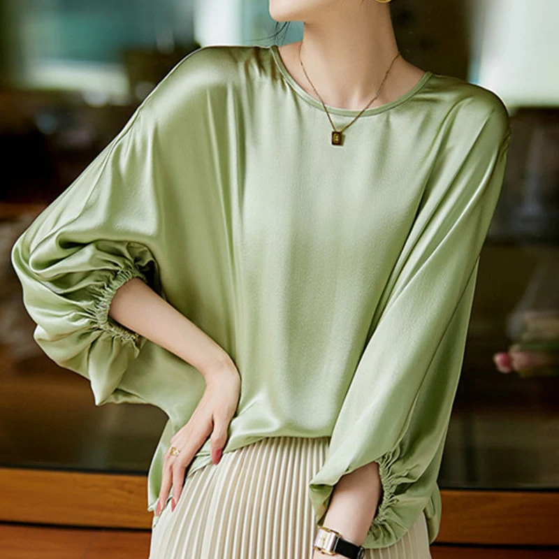 Женская атласная рубашка летучая мышь новинка весны и лета модный простой