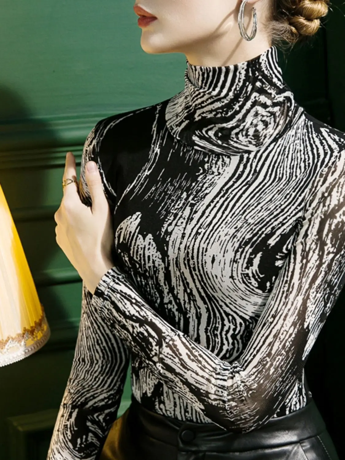 2024 Сетчатая футболка с высоким воротом женская облегающая принтом в западном