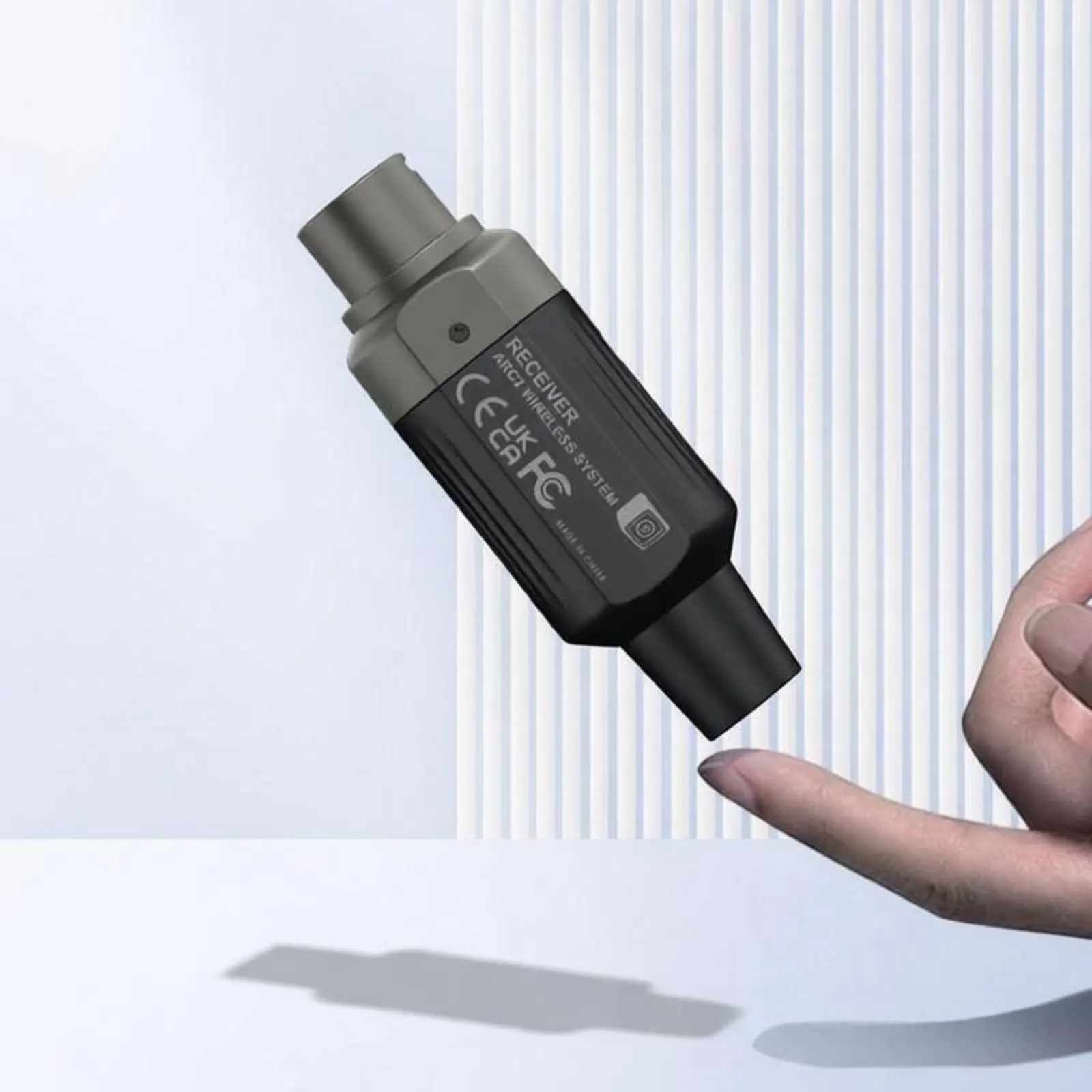 Фото Комплект из 2 беспроводных XLR-передатчиков: стабильная передача, беспроводная аудиосистема, устройство для подключения XLR-входа, приемник, Plug and Play №2