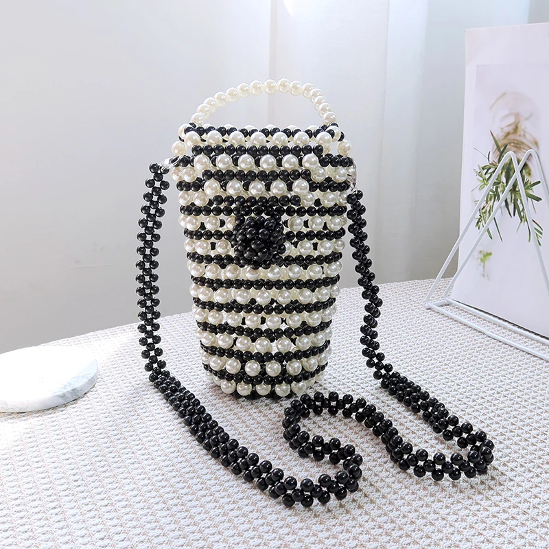 

Vintage Black White Contrast Color Beaded Bucket Bag Small Handmade Women's Shoulder Messenger Bag Party Mobile Phone Clutches