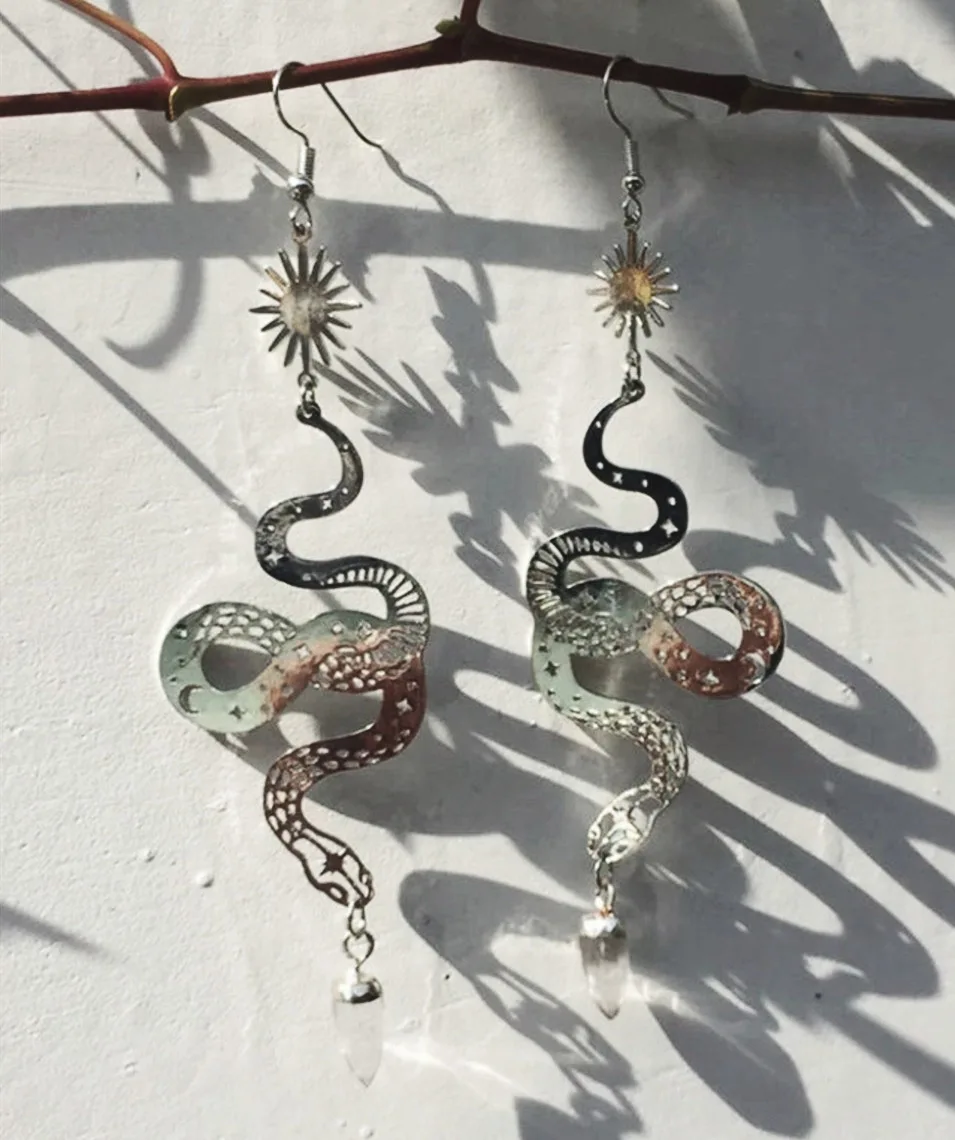 

Fashion Boho Ethnic Jewelry Golden Sun Moon Pattern Snake Earrings Wedding Birthday Holiday Neutral Alloy Earrings