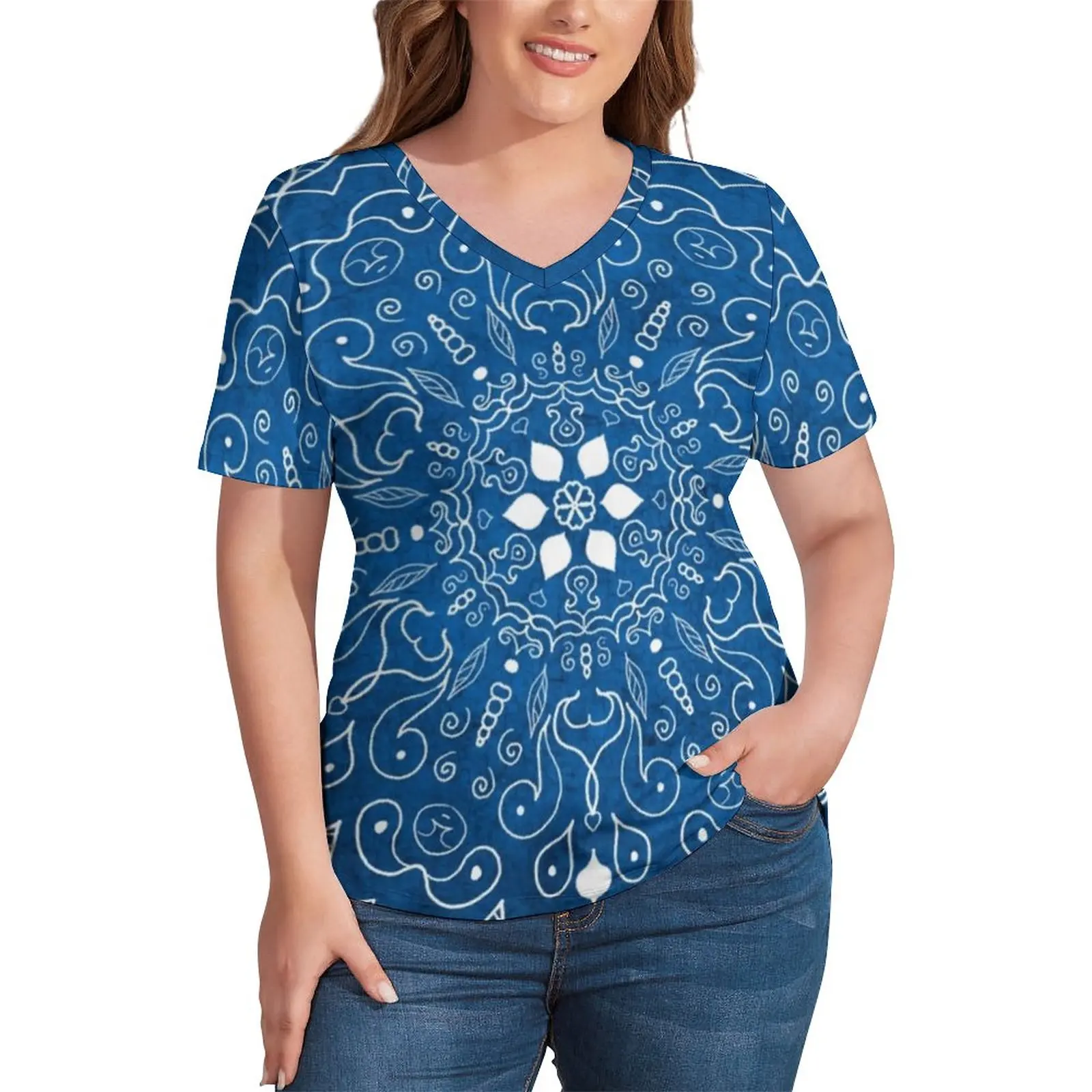 

Blue Mandala T-Shirt Retro Bohemia Print Pretty V Neck T Shirts Short Sleeves Classic Tee Shirt Beach Graphic Tops Plus Size