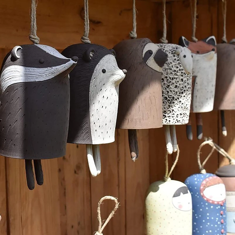 

Rustic Animal Wind Chimes Creative Resin Chimes Wind Bells Pendant Hanging Outdoor Garden Home Decoration Gift