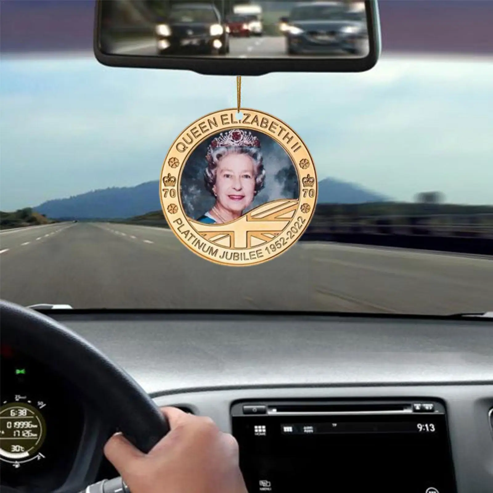 

Car Rear View Mirror Pendant Her Majesty The Queen Pendant Accessories Interior Commemorative Coin Gold Auto Ii Elizabeth N6w3