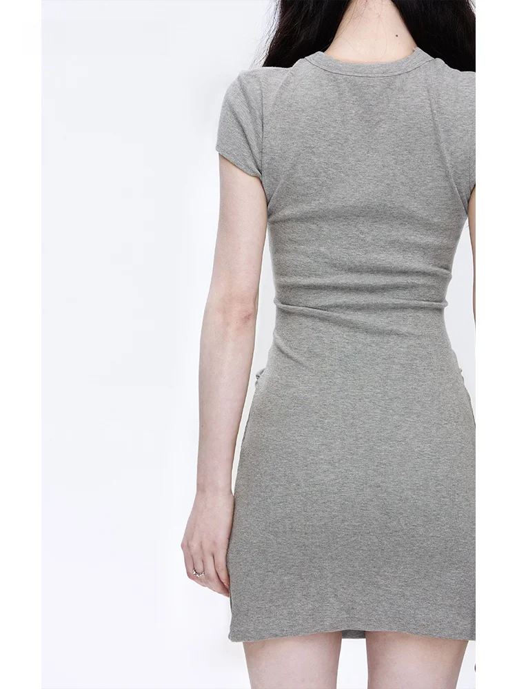 Серые платья Illella с круглым вырезом женское простое и элегантное облегающее