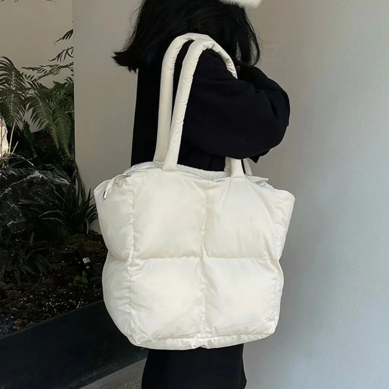 

Winter Large Capacity Feather Padded Tote Bag Women Quilted Down Space Bag Fashion Puffy Down Shopper Totes Bolsas Sac A Main