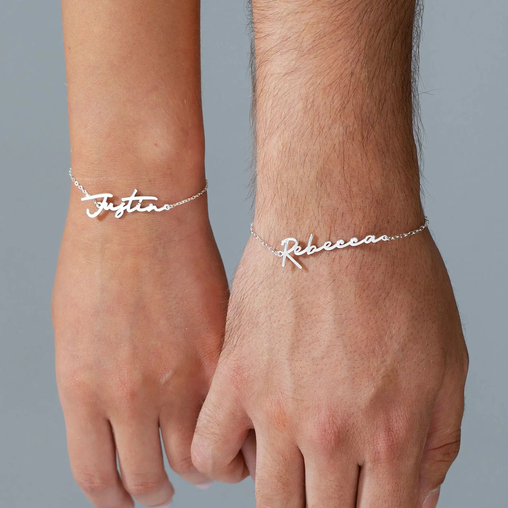 Женский браслет из нержавеющей стали с гравировкой имени и текста
