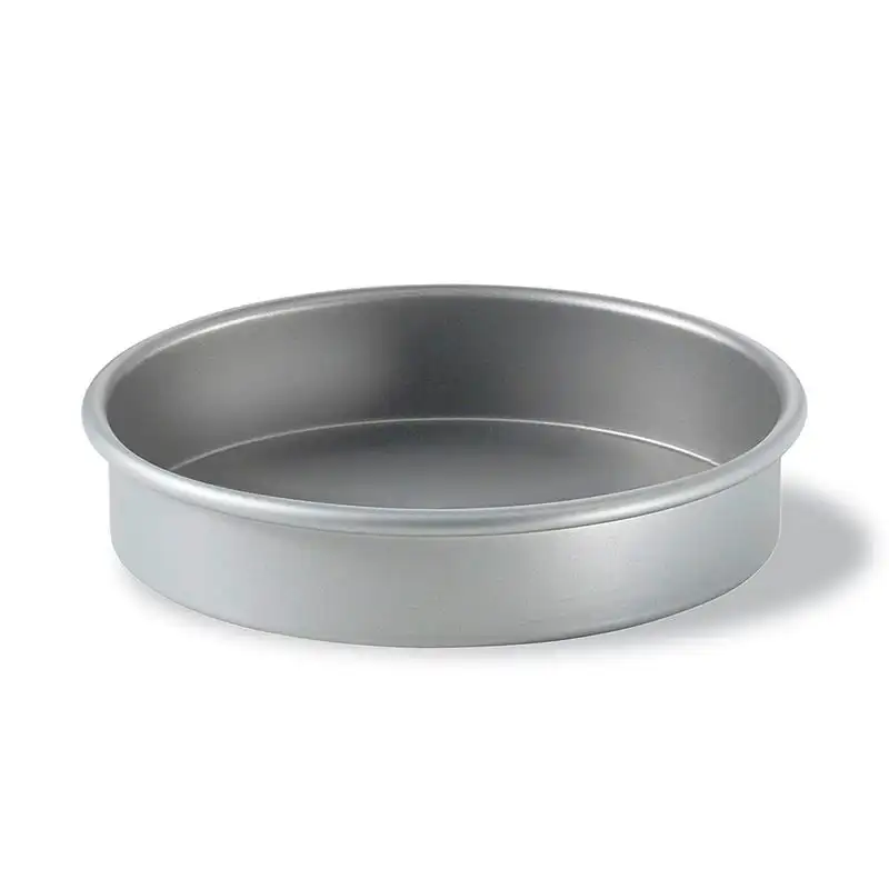 

in Round Nonstick Carbon/Steel Cake Pan