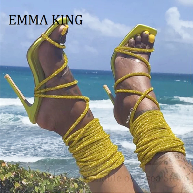 

Сандалии женские на шнуровке, элегантные босоножки с квадратным носком, украшенные стразами, сандалии с регулируемым ремешком на щиколотке...