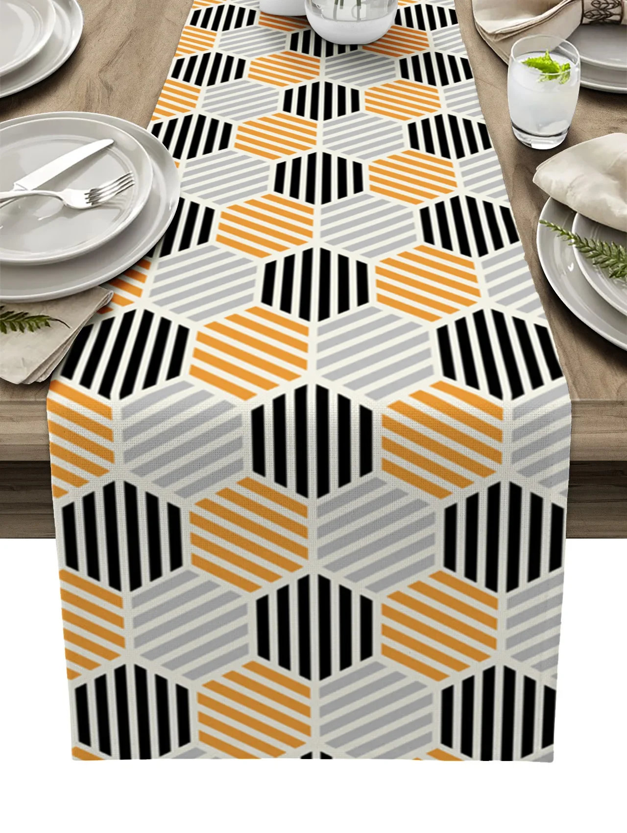 

Современная настольная дорожка с геометрическим рисунком в полоску