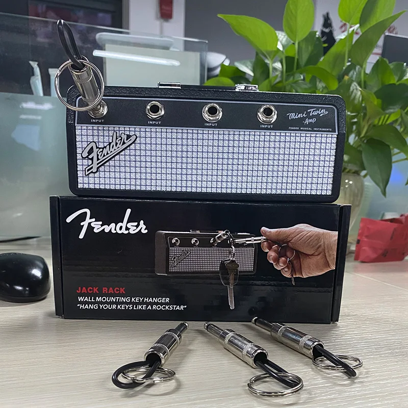 1 набор держатель для ключей с музыкальным логотипом 4 брелоками |