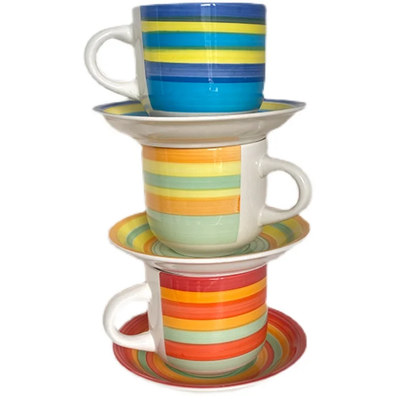 Набор разноцветных тарелок для молока в полоску 350 мл