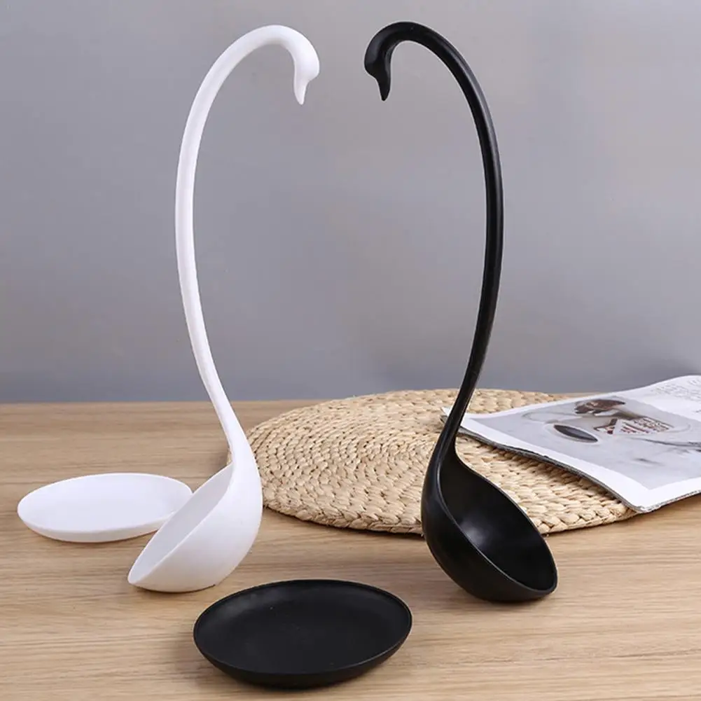 

New Creative Design Swan Shaped Soup Ladle White And Black Design Household Kitchen Long Handle Soup Spoon Standable Spoon