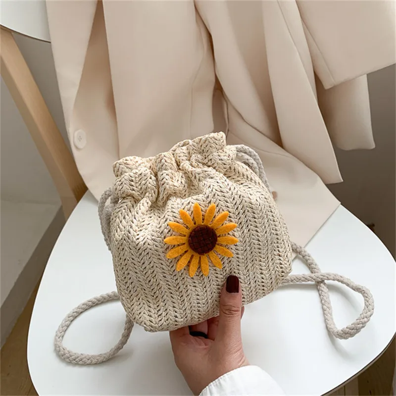 

Fashion Woven Shoulder Bags Straw Sunflower Women Weave Crossbody Beach Travel Handbag Female Bag Women Messenger Bags n039