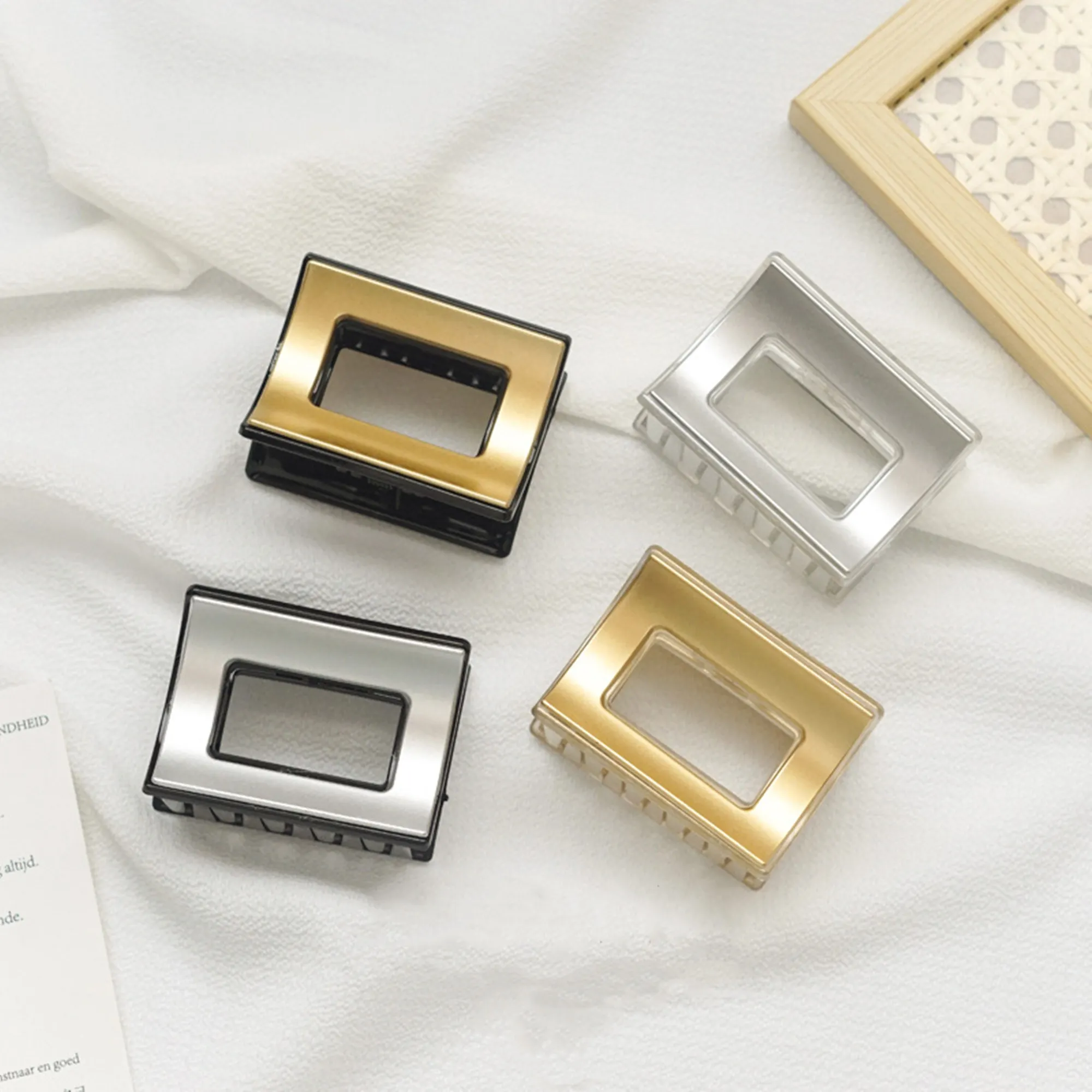 

4 шт./лот 6,5 см модный металлический резиновый зажим для волос, женский зажим в форме блока, зажим для головы акулы, аксессуары для волос «сделай сам»