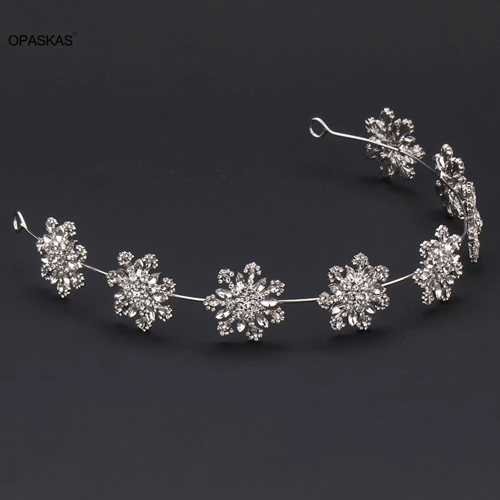 

Sweet Haircomb Silver Snowflake Hair Hoop Hypo-allergenic Rhinestones Wedding Headgear for Bridesmaid Bridal Dating Shopping