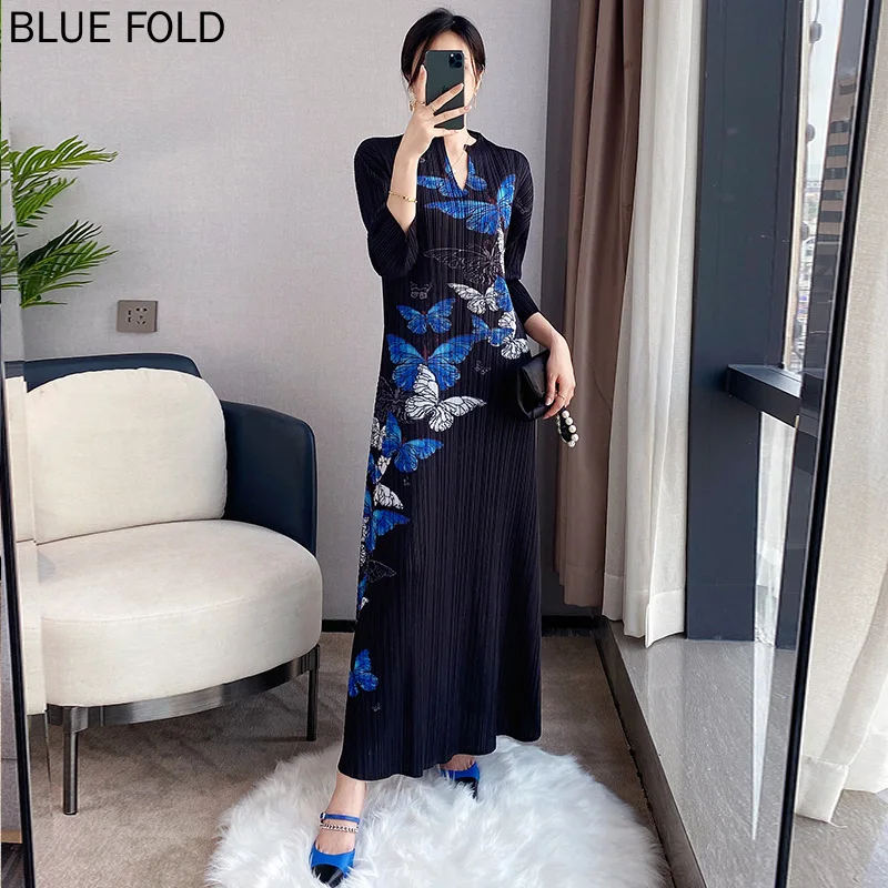 Miyake Pleated V-neck Dress Women's  Spring and Summer New Chinese Style High-end Temperament Slim Long Vestido PLEATS Robe