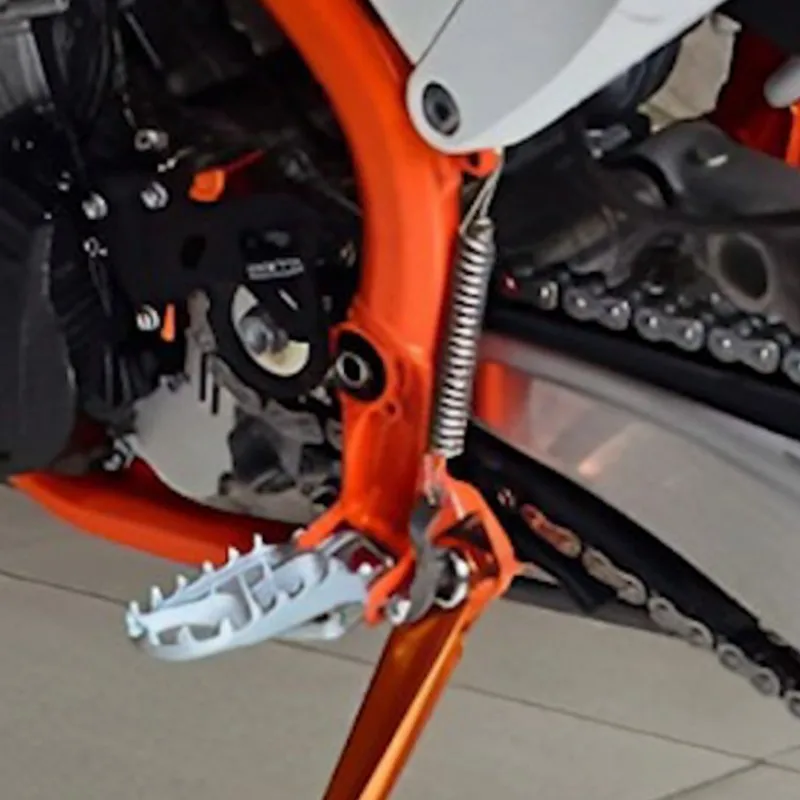 Фото Комплекты пружин боковой подножки для мотоциклов KTM 150 250 350 450 500 530 XC XCW XCF XCFW EXC EXCR, пружины и болты для парковочной подножки №1
