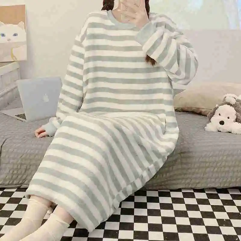 Winter Long Sleeve Thick Warm Flannel Nightgowns for Women Long Dress Coral Velvet Sleepwear Nightdress Nighty Loose Lounge Wear