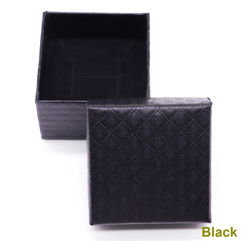 

Картонная шкатулка для украшений 5х5х5 см