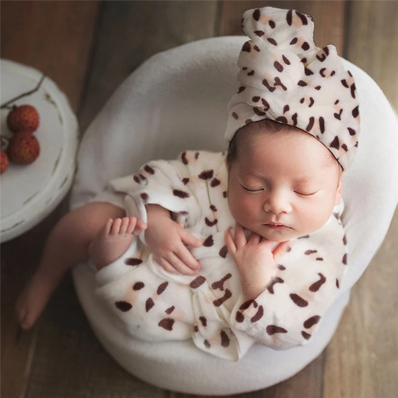 Dvotinst Newborn Baby Photography Props Scarf Bathrobes 2pcs Set Leopard Costume Shooting Photo Prop Shower Gift Accessories