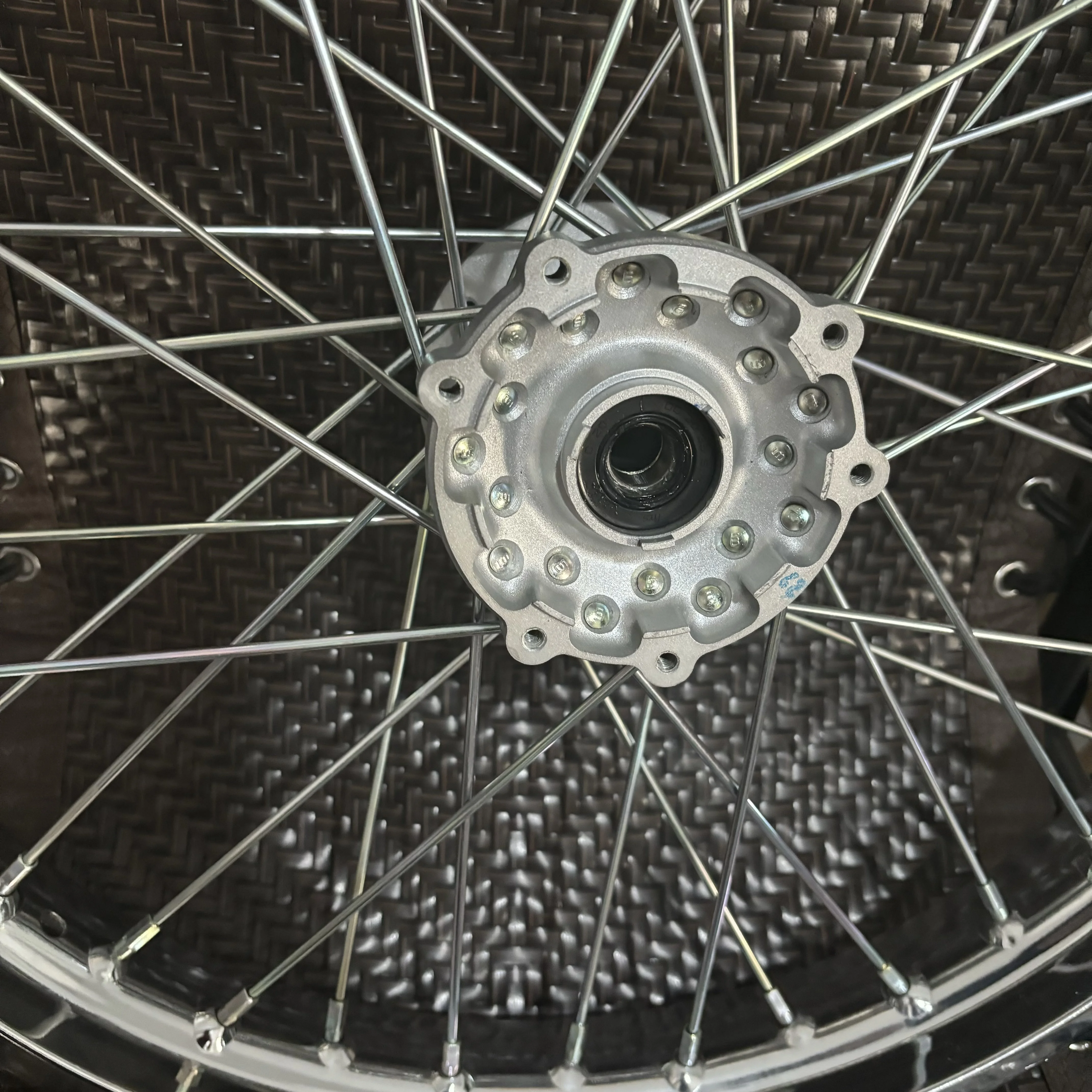 Подходит для мотоцикла Yamaha Xtz150 ступица переднего колеса заднего задний стальной