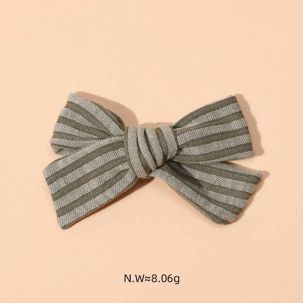 Рисунок 3 - Новые заколки для волос с бантом