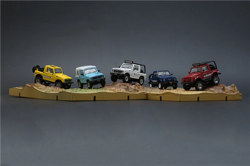 

Модель автомобиля под давлением BM Creations 1:64 Suzuki Jimny (SJ413)