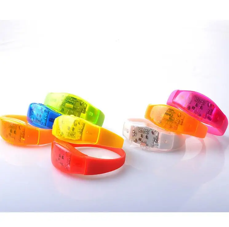 

100pcs Voice Control LED Bracelet Sound Activated Glow Bracelet for Party Clubs Concerts Dancing Prom Decoration SN4282