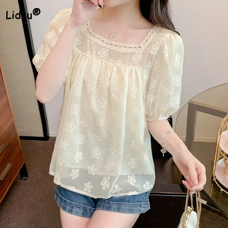 

Fashion Sweet Solid Square Collar Tops Summer Korean Embroidery Spliced Loose Puff Sleeve Hollow Out T-shirt Women's Clothing