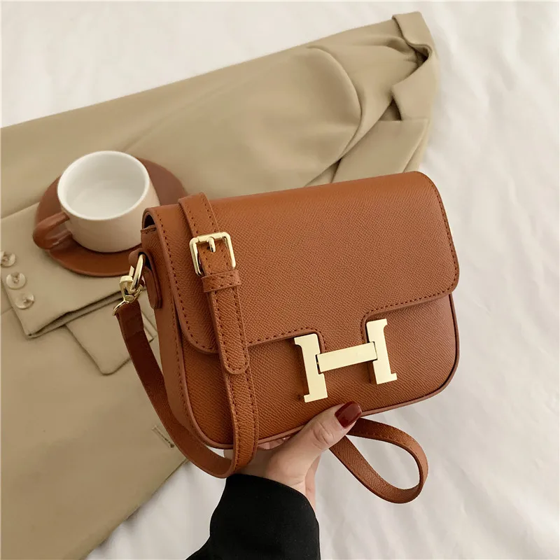 

Повседневная квадратная сумка через плечо с H-образной пряжкой для женщин, новинка 2023, модная женская сумка, роскошные брендовые дизайнерские кошельки, сумки gg cc