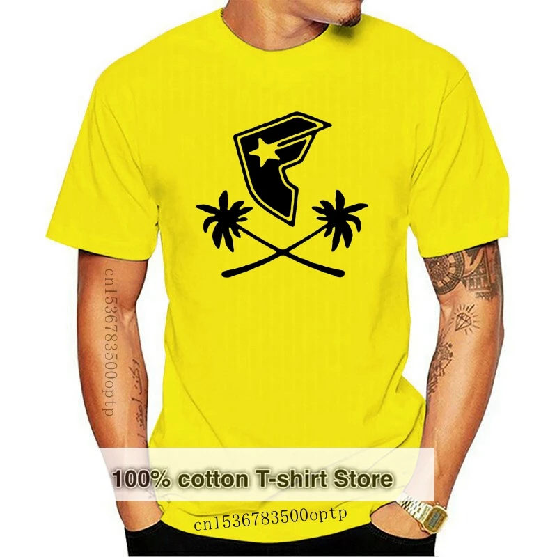 

Знаменитые звезды и ремни, белая футболка, новинка