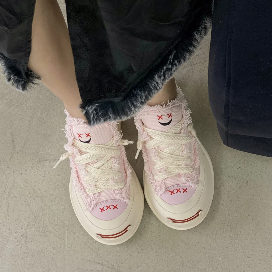 2023 Ins Style Smile Face Women Canvas Casual Sports Shoes Ladies Skatebord Chunky Daddy Shoes Female Lace-up Platform Sneakers