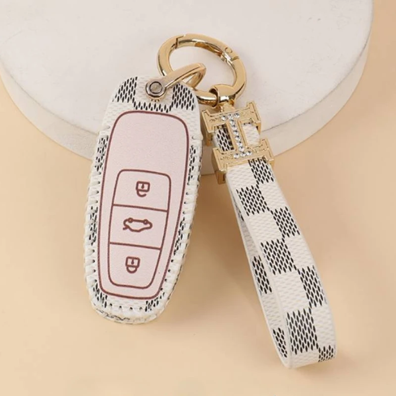 

Leather Car Key Case Cover Fob Protector Keychain Accessories for Audi A4L A6L A3 Q5L Q3 Q7 Q8 A7 A8 A6 Keyring Holder for Women
