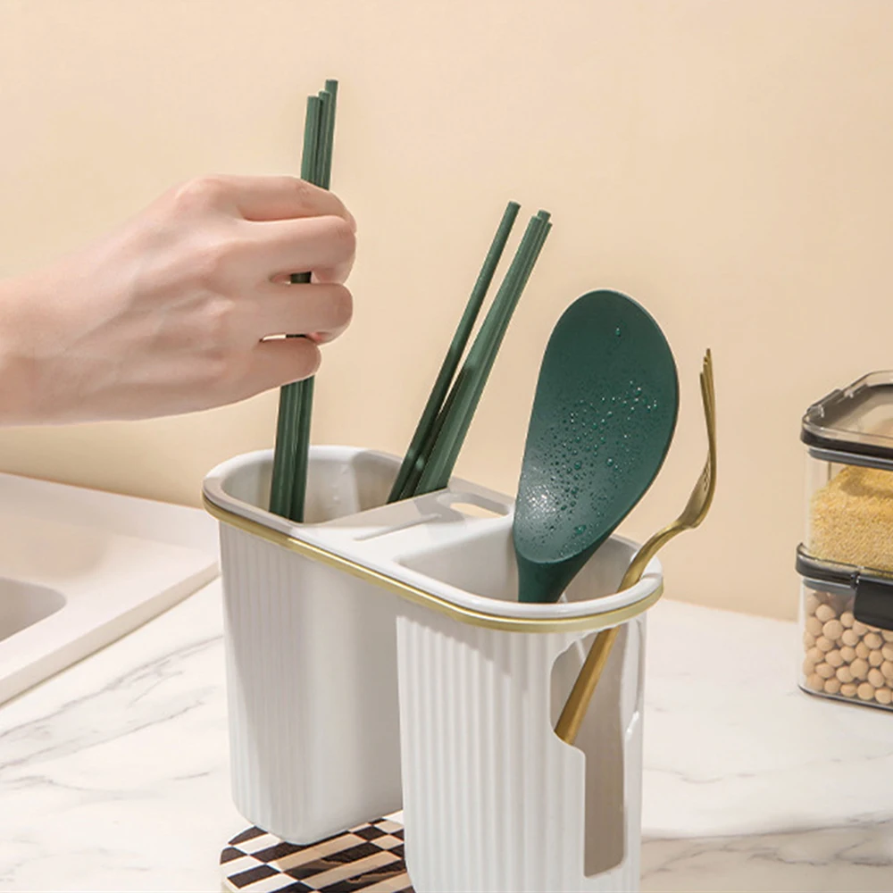 

Chopsticks Storage Box with Absorbent Pad Wall Mount Tableware Holder Cutlery Storage Case for Home Kitchen Practical Baking