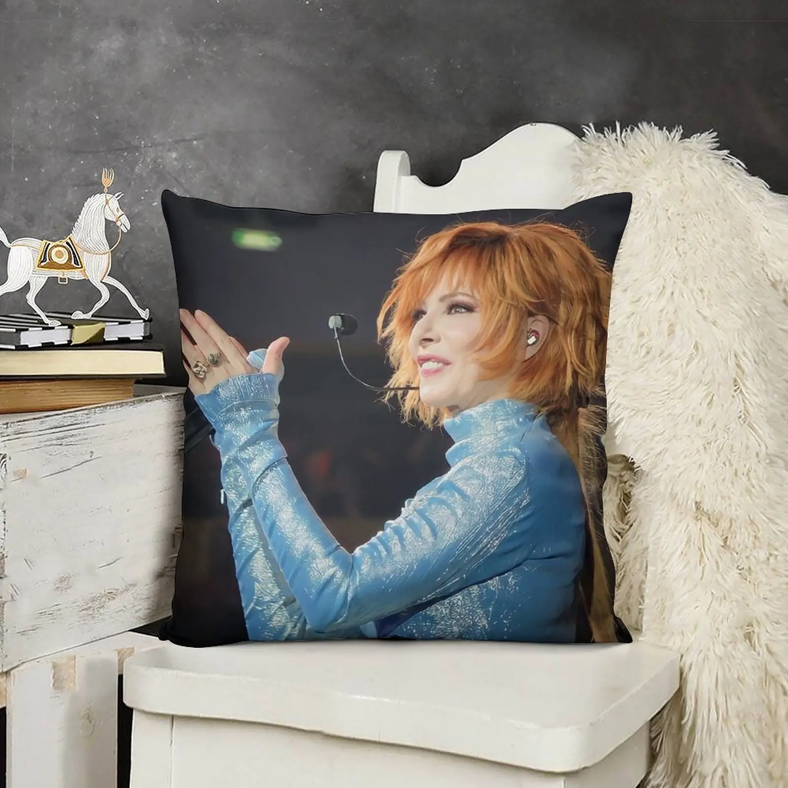 Mylène Farmer Nevermore 2023 джун декоративная подушка рождественские принадлежности