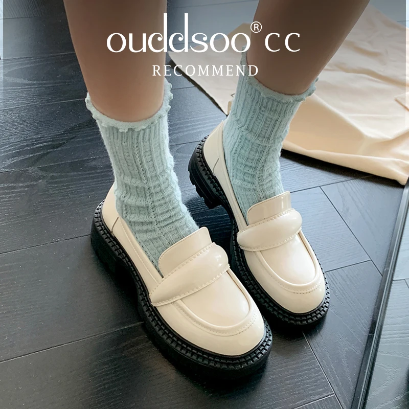 

Женские туфли из натуральной кожи на толстой подошве, размеры 34-42