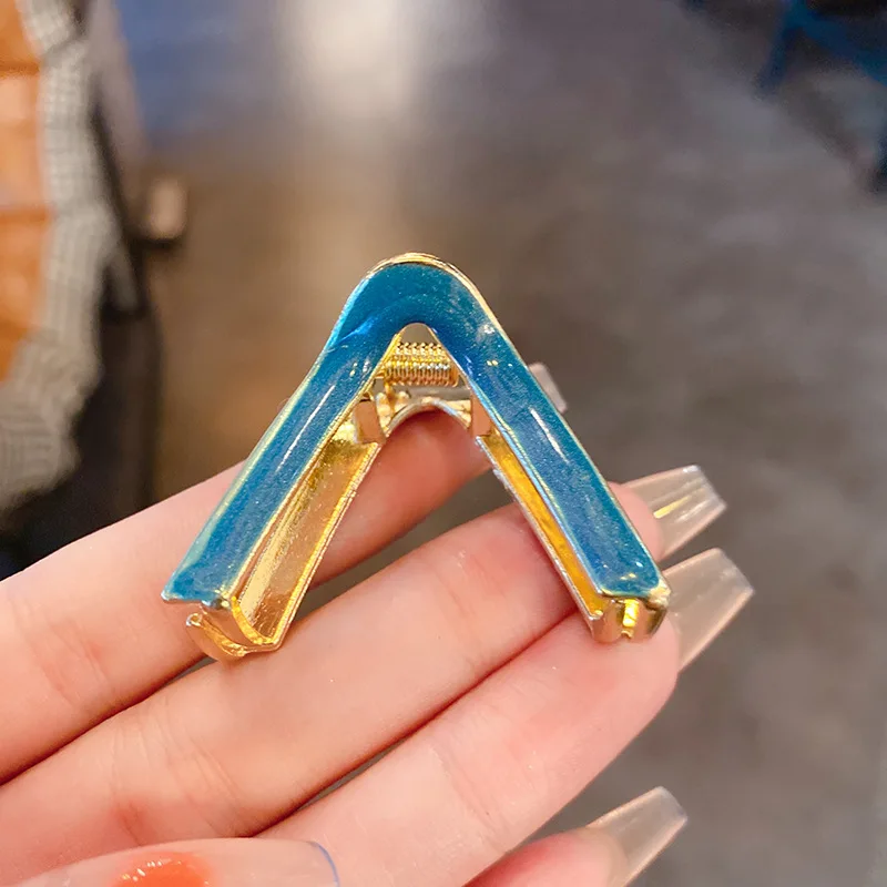Женская V-образная металлическая заколка для волос с эмалью