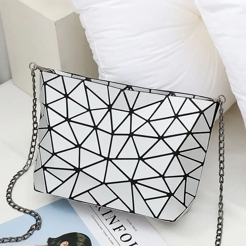 

Модные сумки на плечо с цепочкой для женщин, роскошные дизайнерские сумки-тоуты с геометрическим рисунком, маленький мессенджер для покупо...